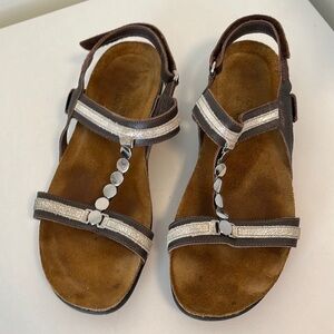 Naot T-Strap Sandals With Metal Embellishment Size 39